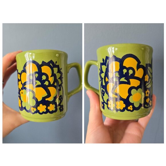 Mismatched Set of Vintage Mugs Pottery & Mass Produced Pandas, 70s Mod Floral - Picture 8 of 9